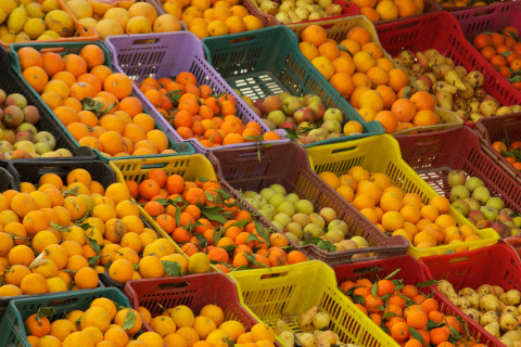 Tunisia produce Photo by McKay Savage Flickr