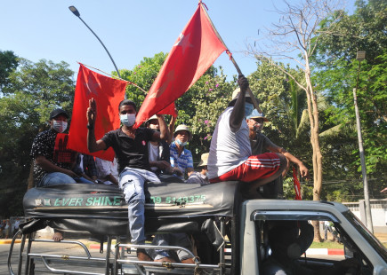 ၂၀၂၁ ခုႏွစ္ ေဖေဖာ္ဝါရီလ ၁၂ ရက္ ျပည္ေထာင္စုေန႔၌ ရန္ကုန္ၿမိဳ႕တြင္း ဆန္႔က်င္ဆႏၵျပမႈမ်ား  ျ